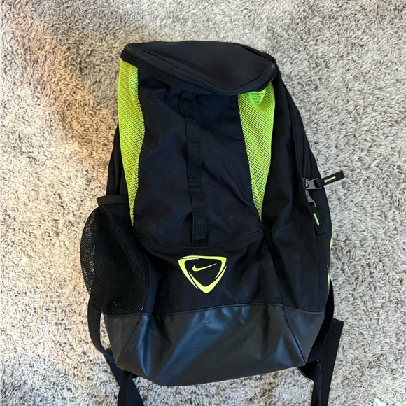 nike black and green polyester backpack Brasilia XL Green/Black way zippered closure and is spacious enough for your haul Nike Heritage 25L Backpack Black